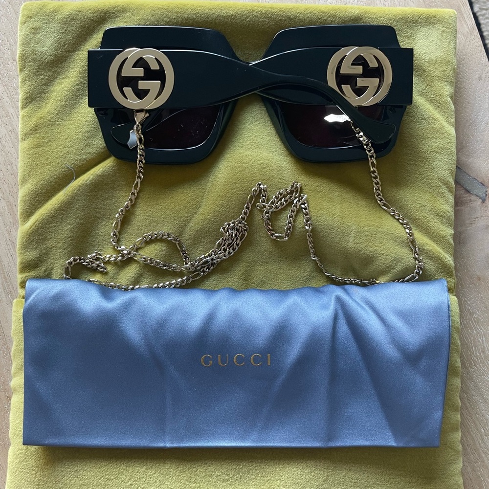 Gucci Rectangular Sunglasses With Chain - image 2